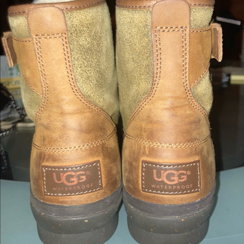 NWOT UGG women’s waterproof lace-up ankle boots size 8.5 - Picture 4 of 16